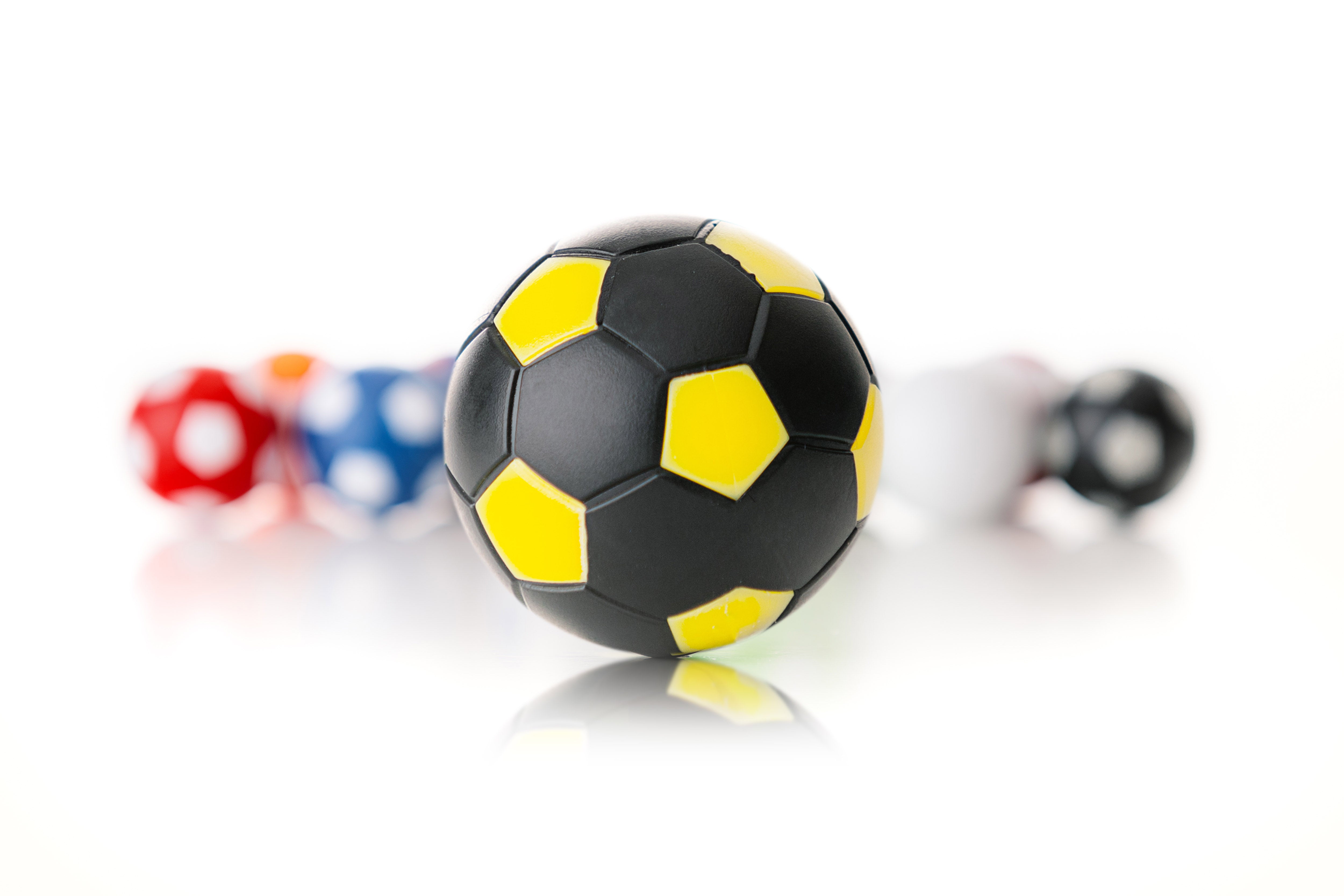 Kickerball Winspeed by Robertson 35 mm